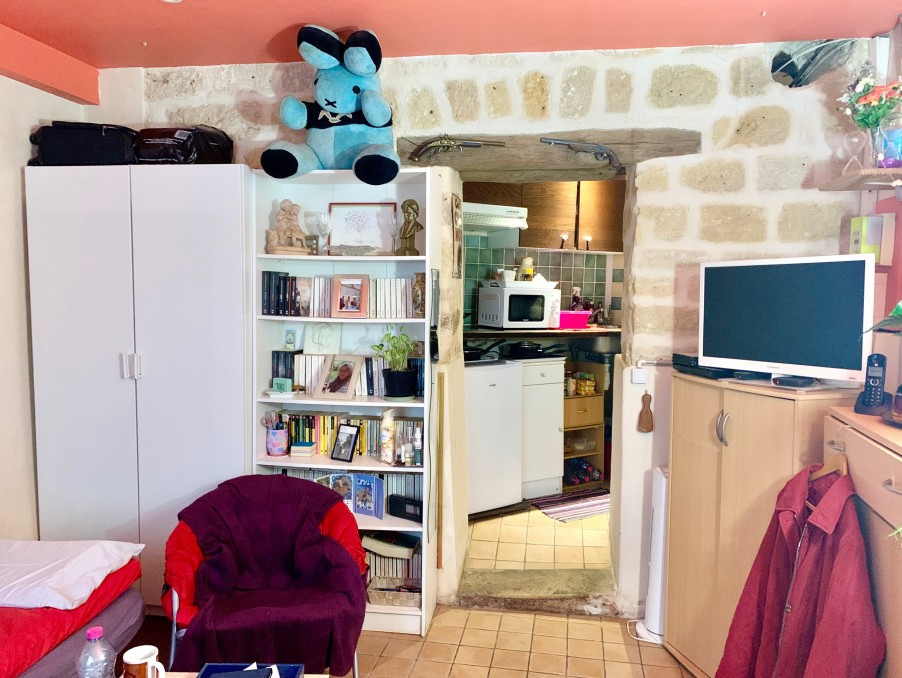 Vente Appartement à Paris Butte-Montmartre 18e arrondissement 1 pièce