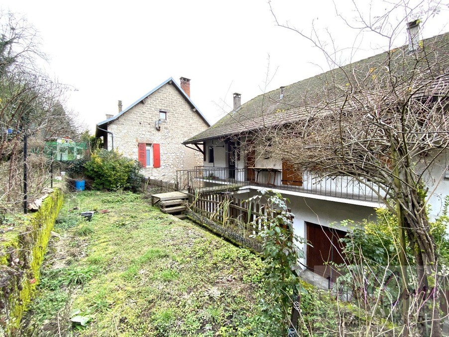 Vente Bureau / Commerce à le Pont-de-Beauvoisin 14 pièces