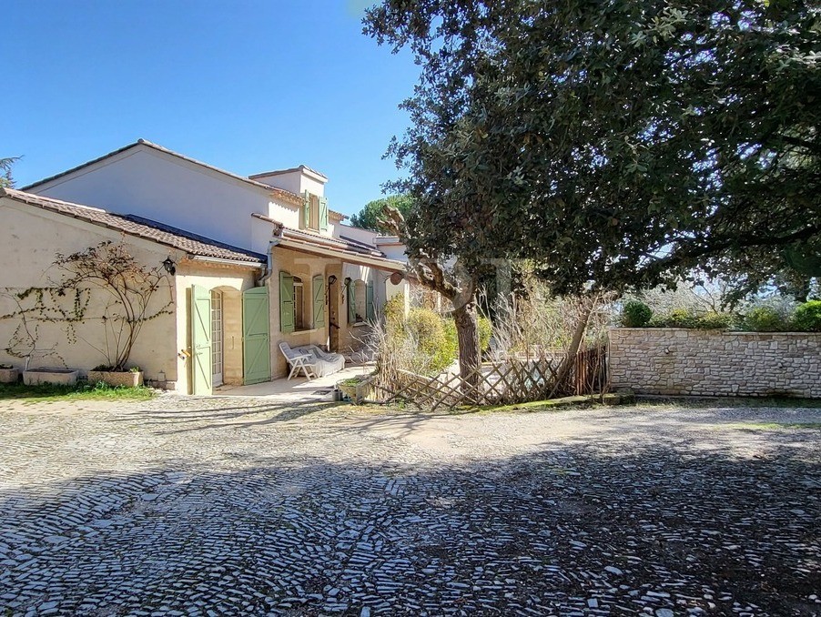 Vente Maison à Saint-Saturnin-lès-Apt 6 pièces