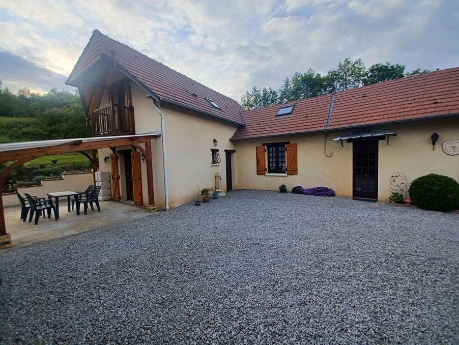 Vente Maison à Sainte-Gauburge-Sainte-Colombe 6 pièces