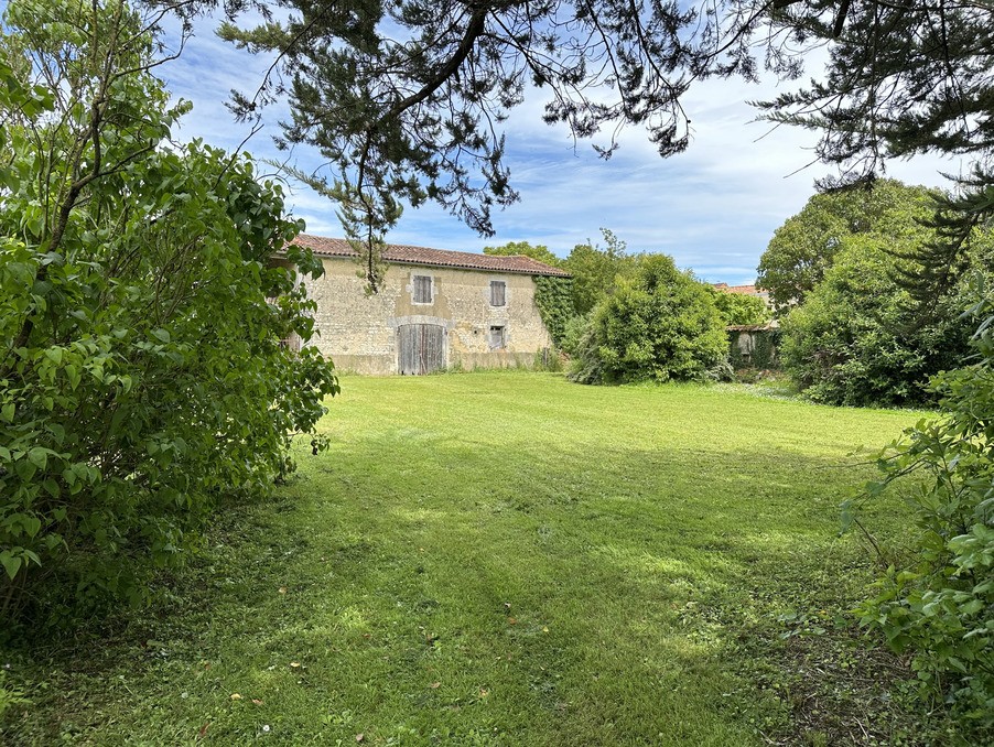 Vente Maison à Saint-Jean-d'Angély 7 pièces