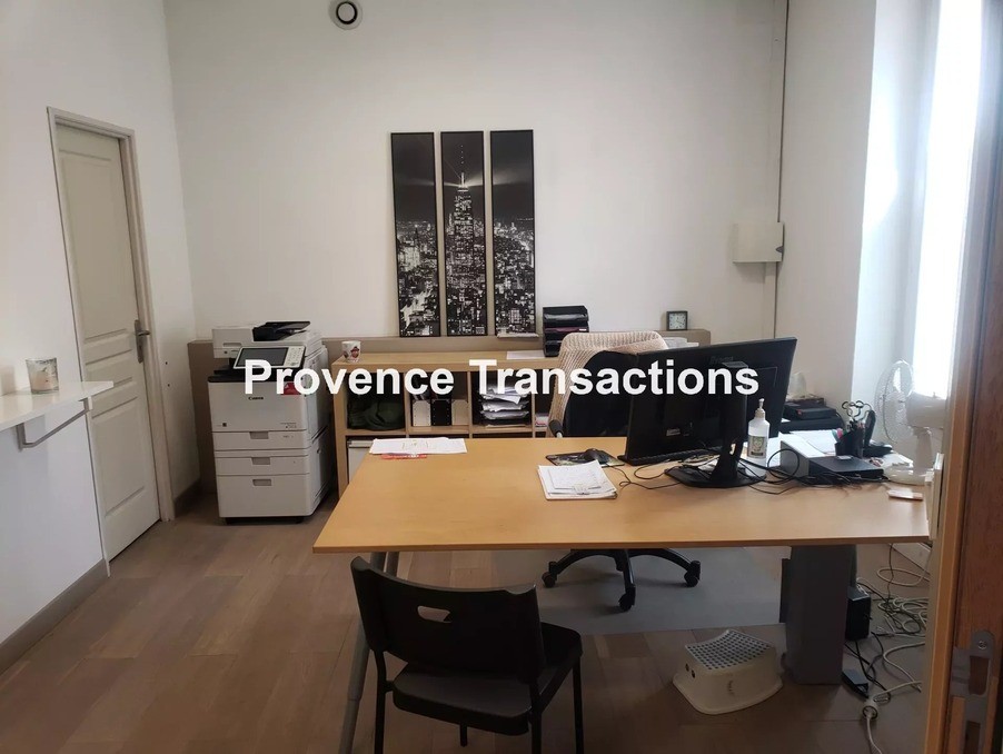 Vente Bureau / Commerce à Carpentras 0 pièce