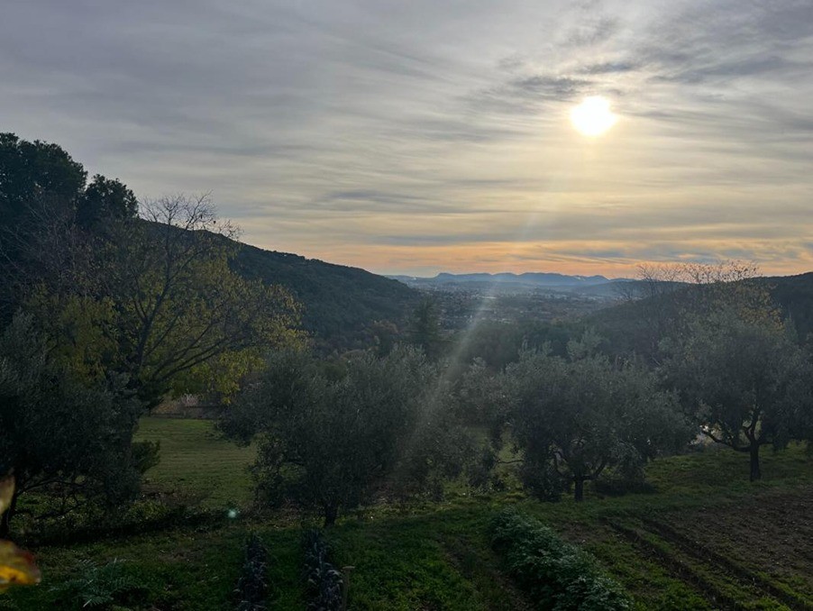 Vente Terrain à Ampus 0 pièce