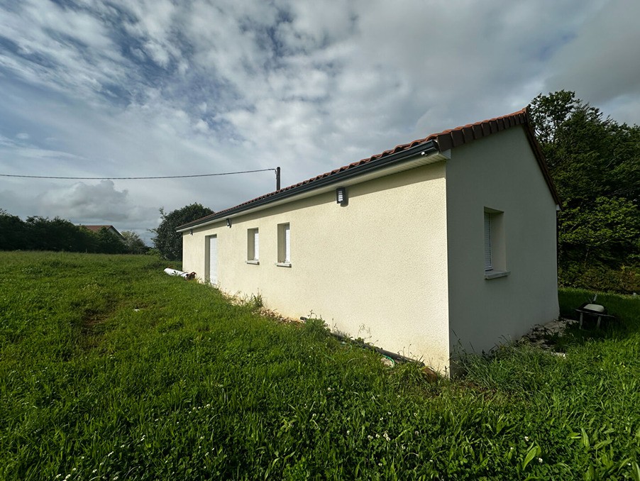 Vente Maison à Saint-Priest-Ligoure 4 pièces