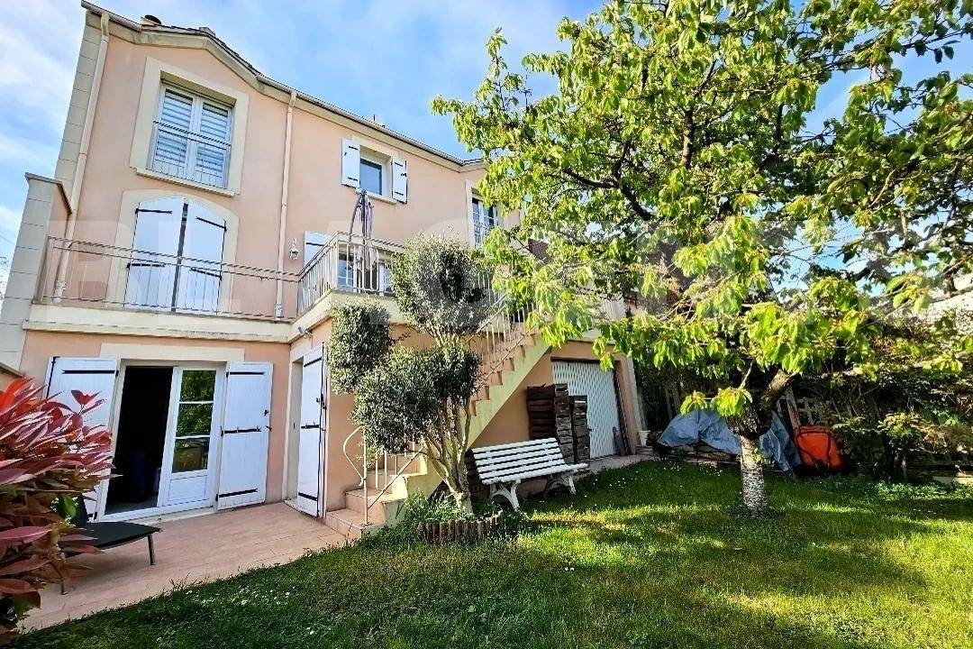 Vente Maison à Gagny 9 pièces