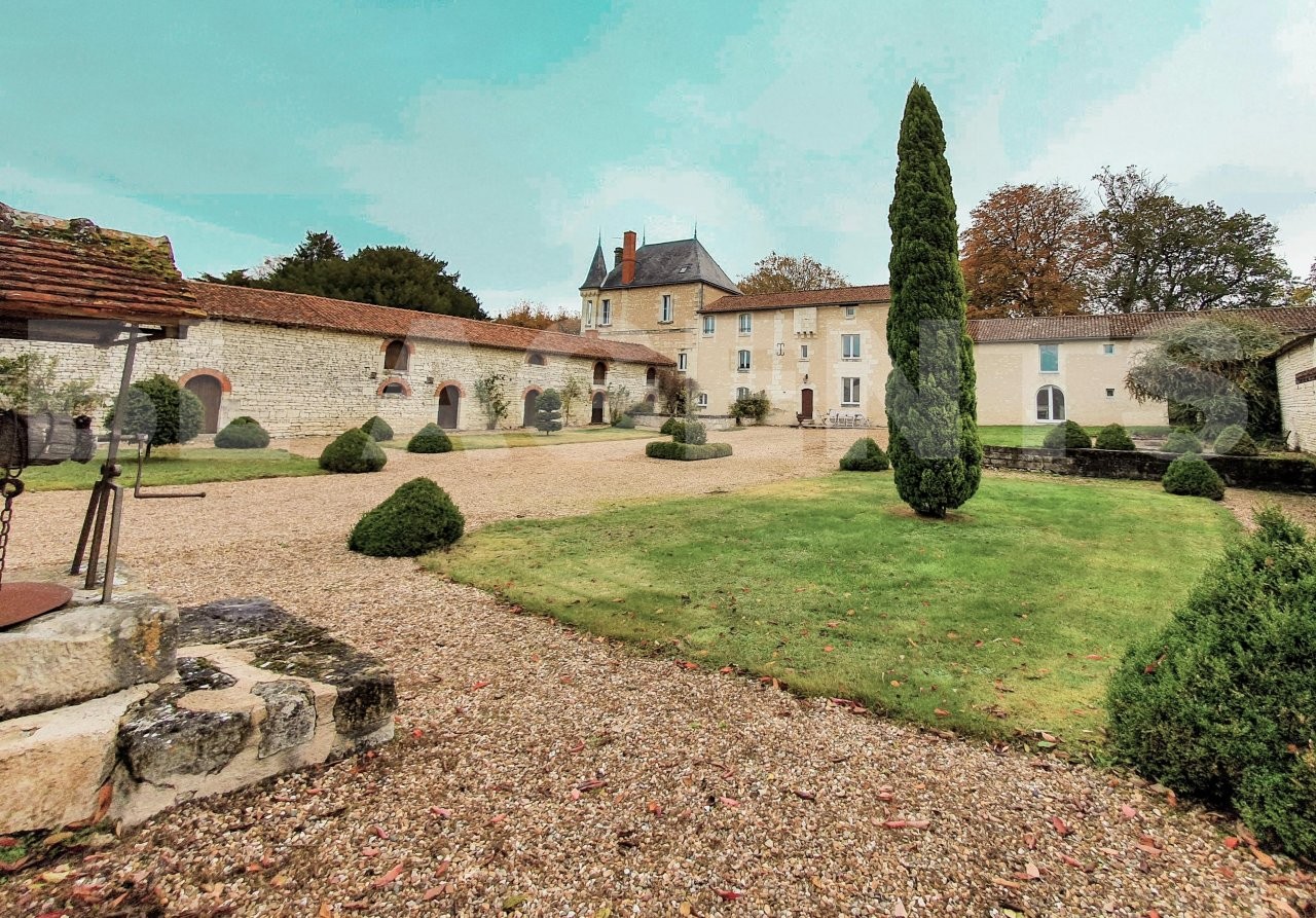 Vente Maison à Chinon 20 pièces