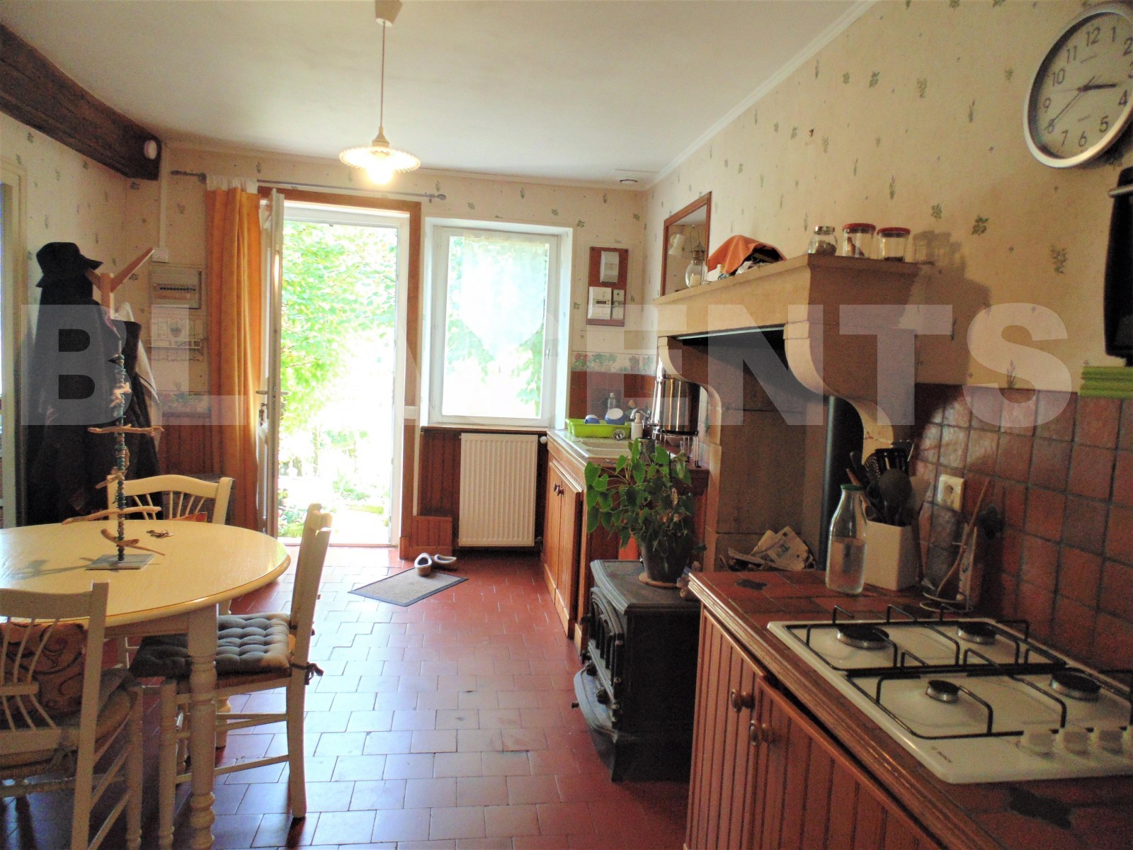 Vente Maison à Saint-Honoré-les-Bains 6 pièces