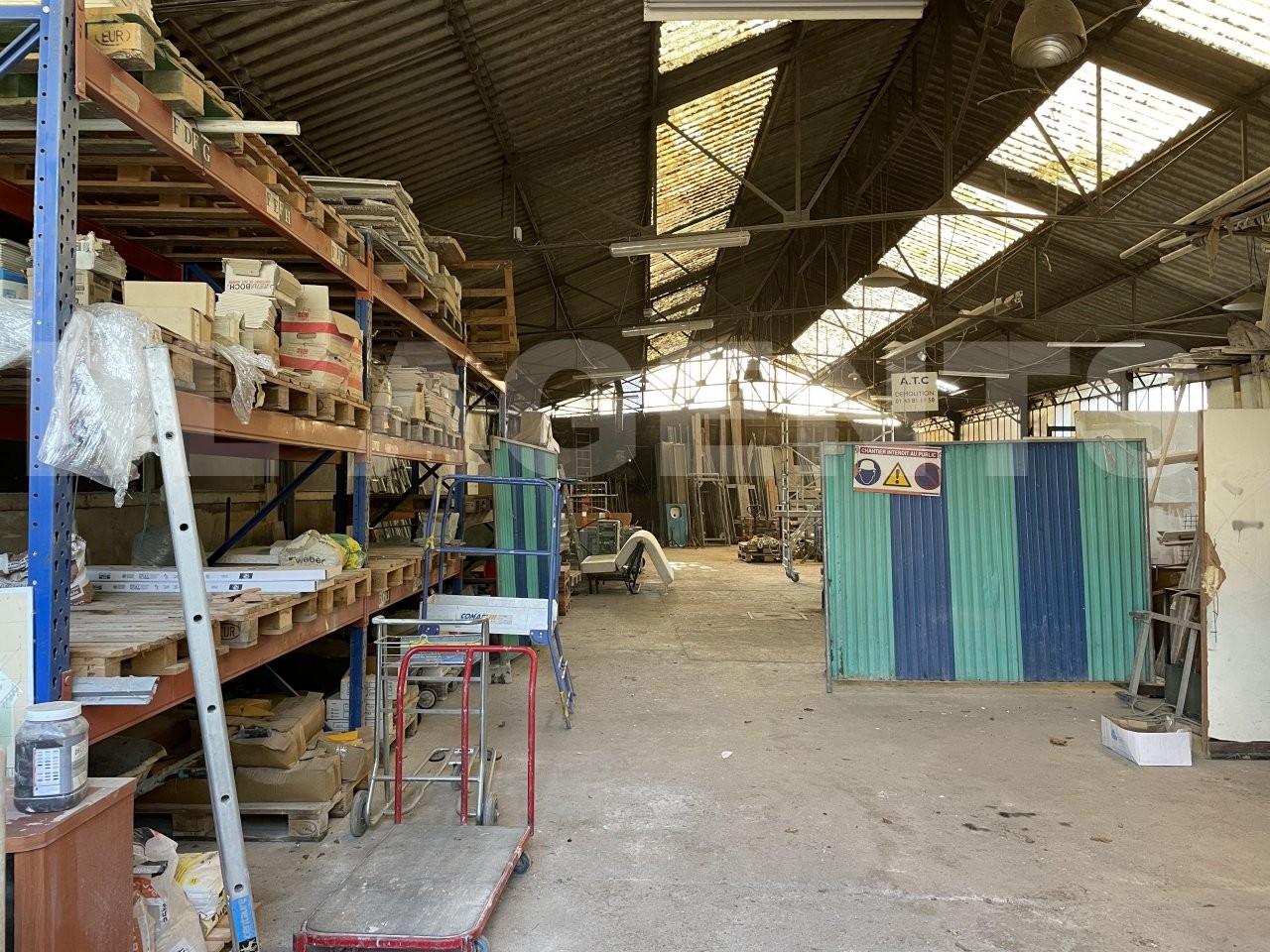 Vente Bureau / Commerce à Clichy-sous-Bois 4 pièces