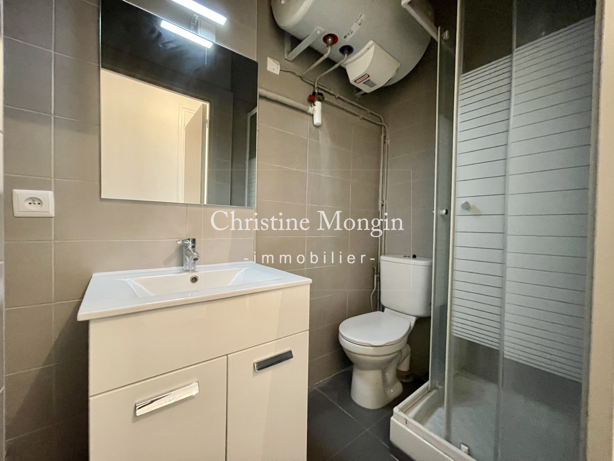 Location Appartement à Neuilly-sur-Seine 1 pièce