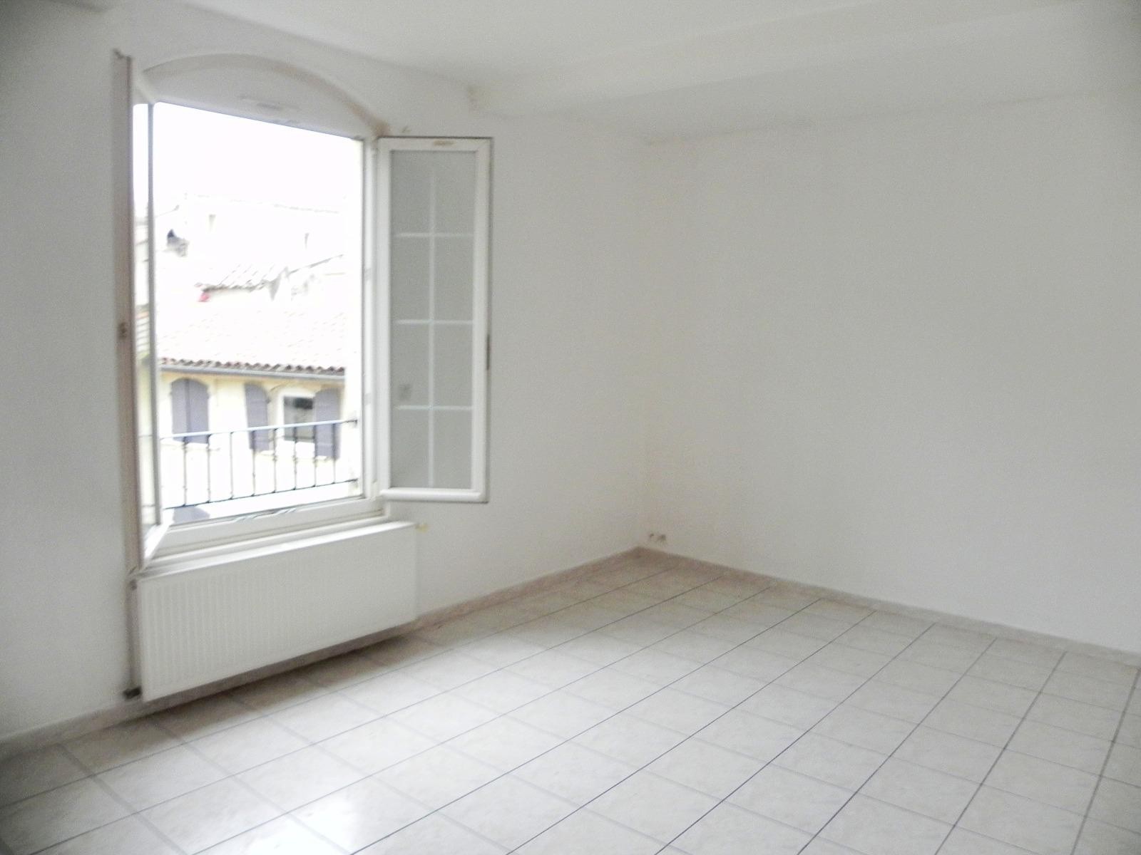 Location Appartement à Arles 2 pièces