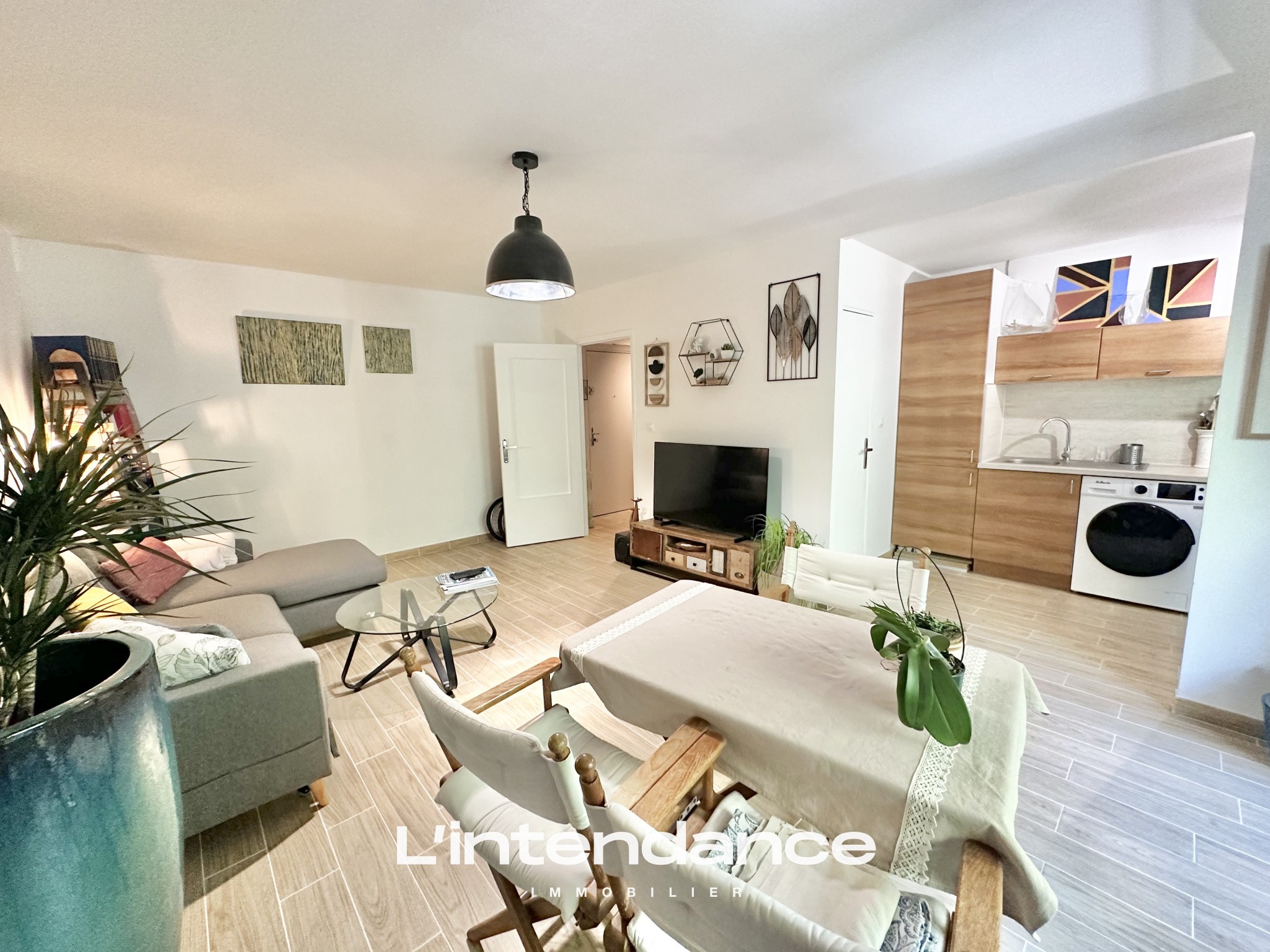 Vente Appartement à Hyères 2 pièces