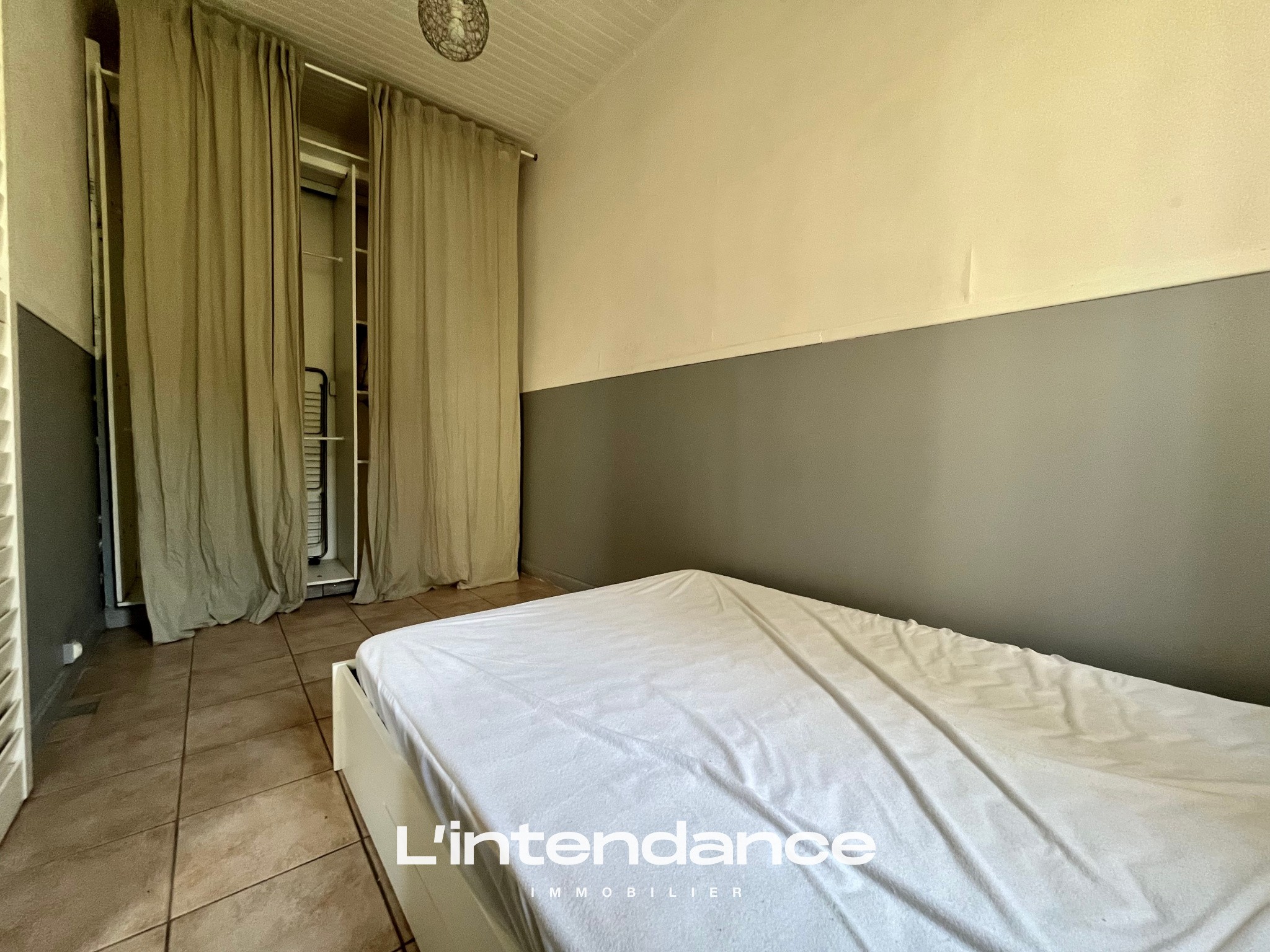 Location Appartement à Hyères 2 pièces