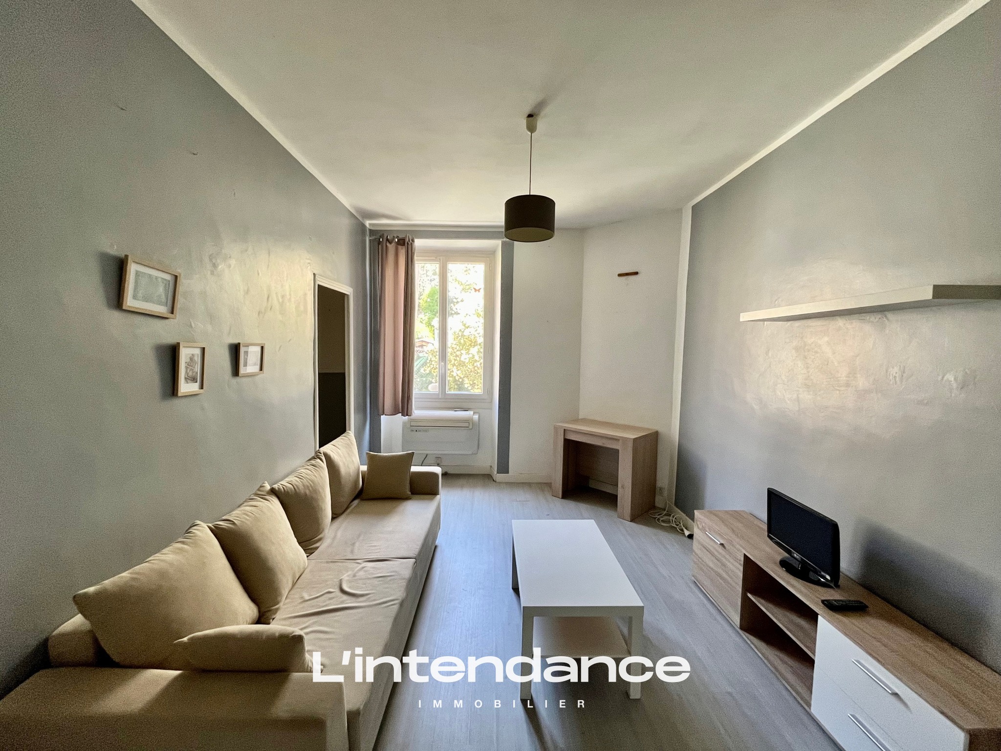 Location Appartement à Hyères 2 pièces