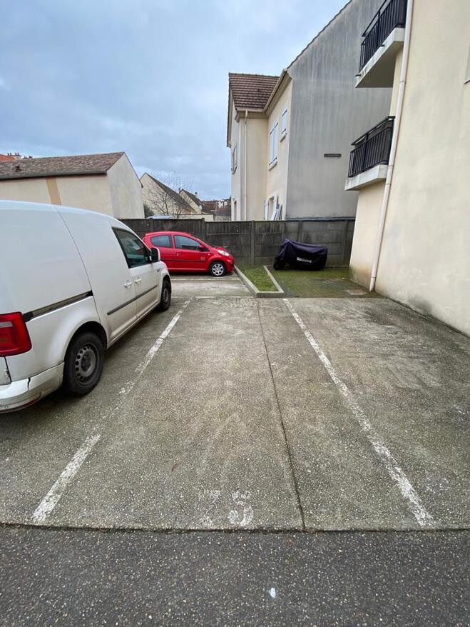 Vente Garage / Parking à Brie-Comte-Robert 0 pièce