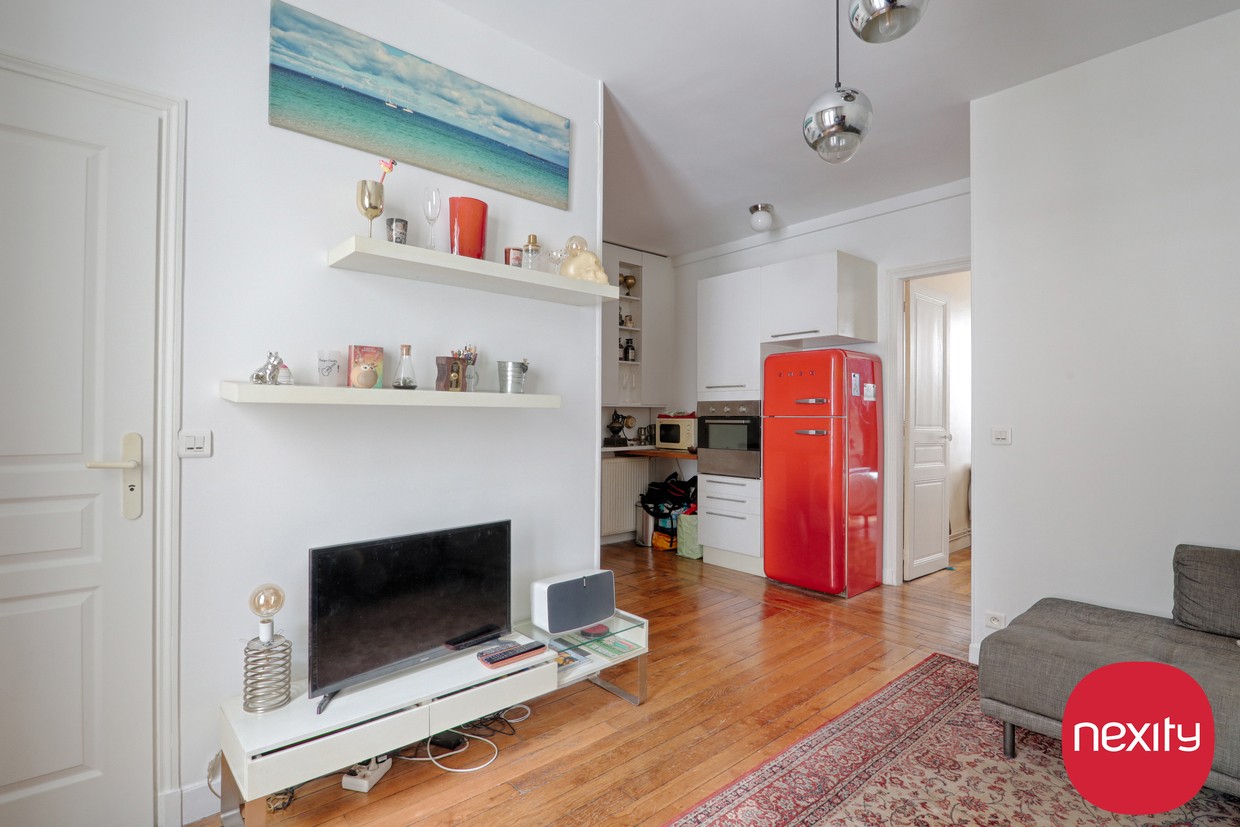 Vente Appartement à Paris Buttes-Chaumont 19e arrondissement 2 pièces