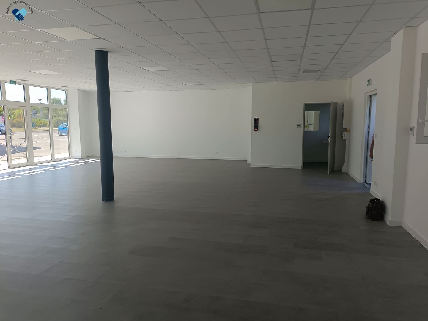 Vente Bureau / Commerce à Montauban 5 pièces