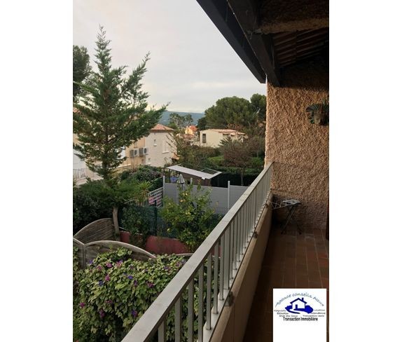 Location Appartement à Saint-Cyr-sur-Mer 2 pièces