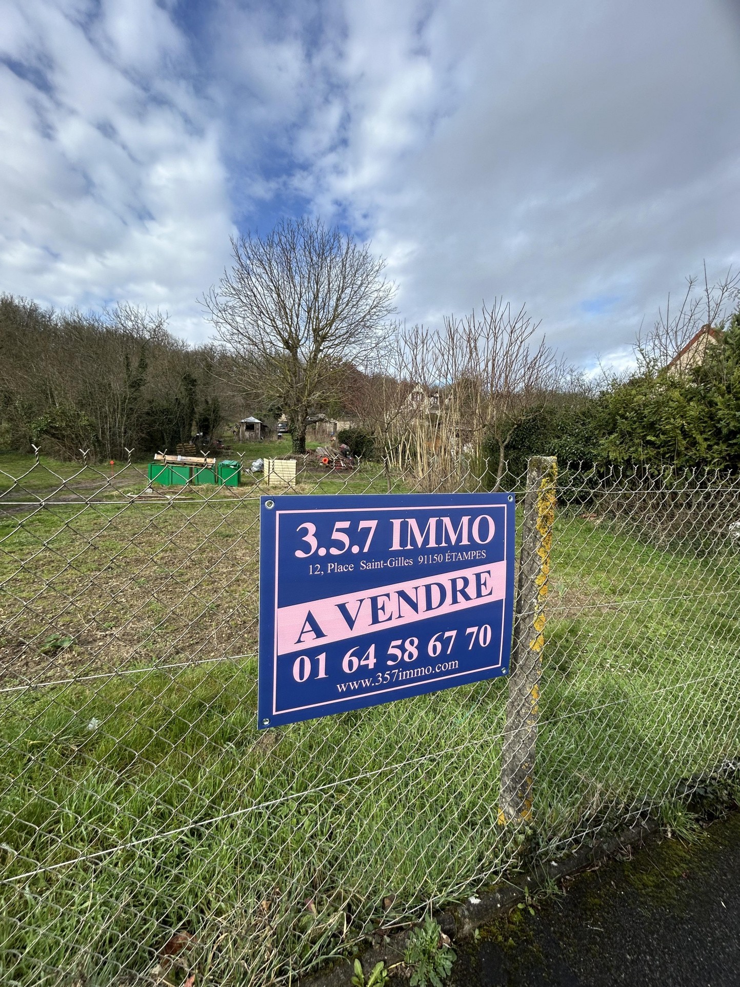 Vente Terrain à Étampes 0 pièce