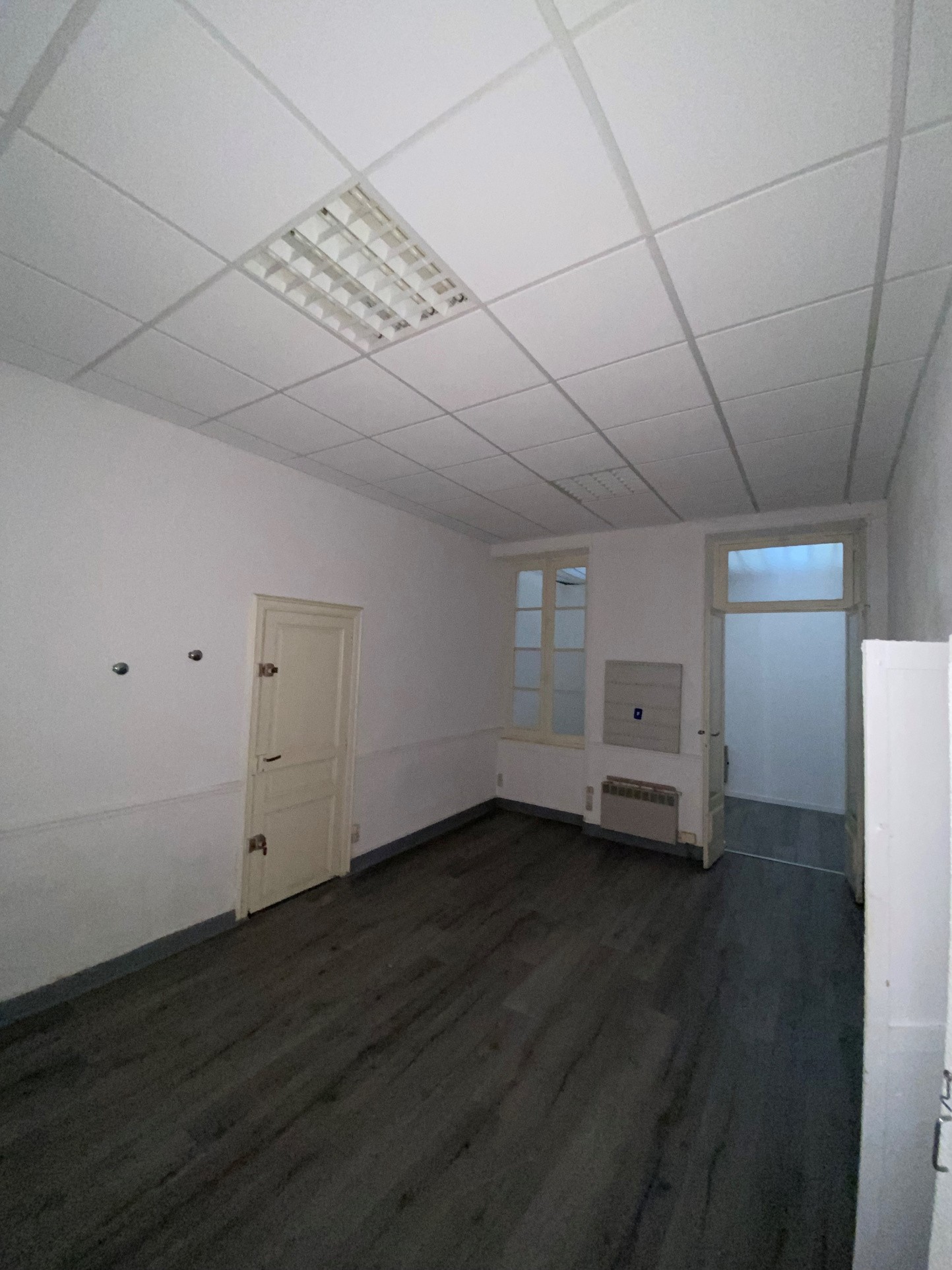 Location Bureau / Commerce à Castelnaudary 3 pièces