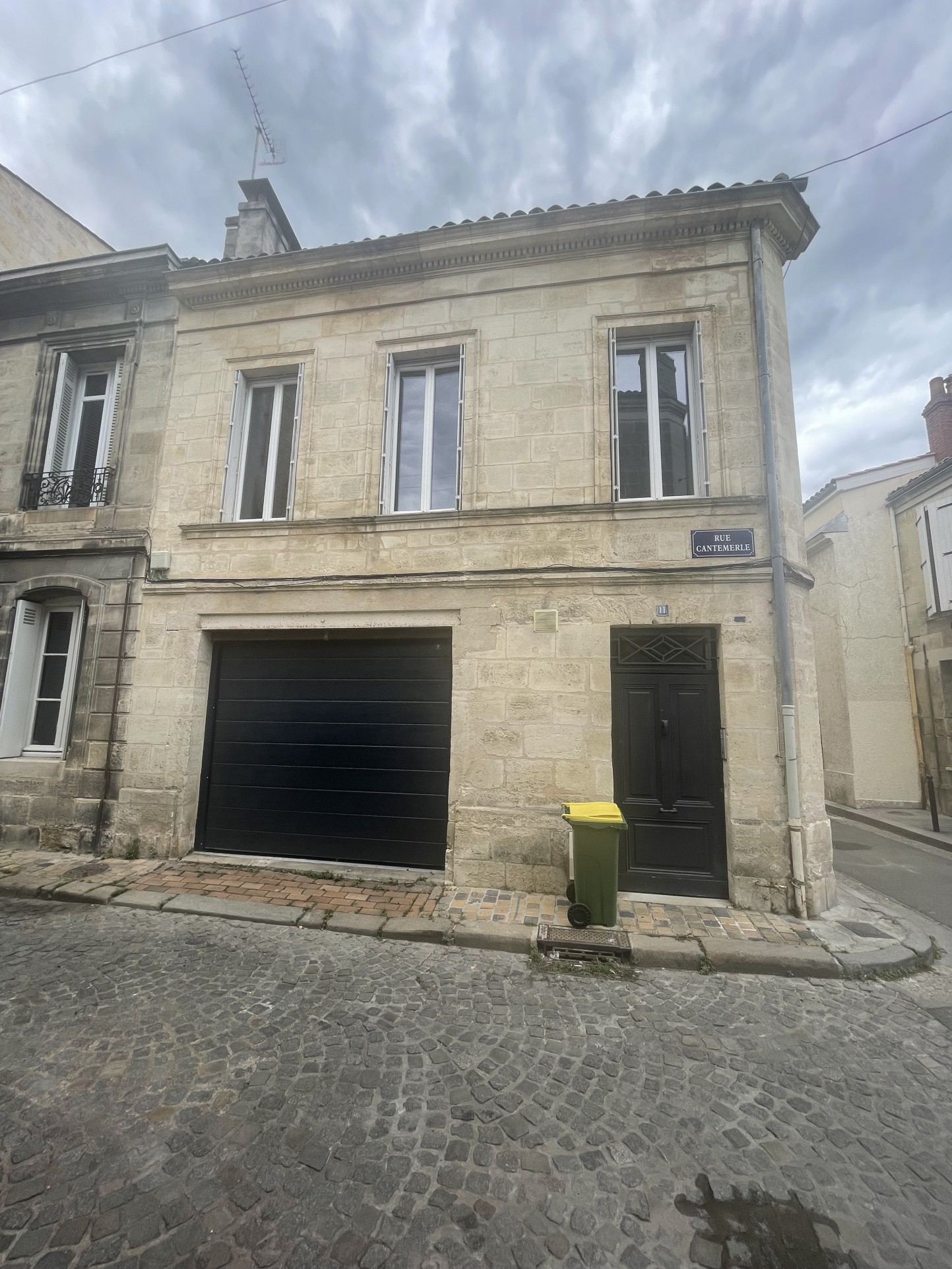 Location Appartement à Bordeaux 2 pièces