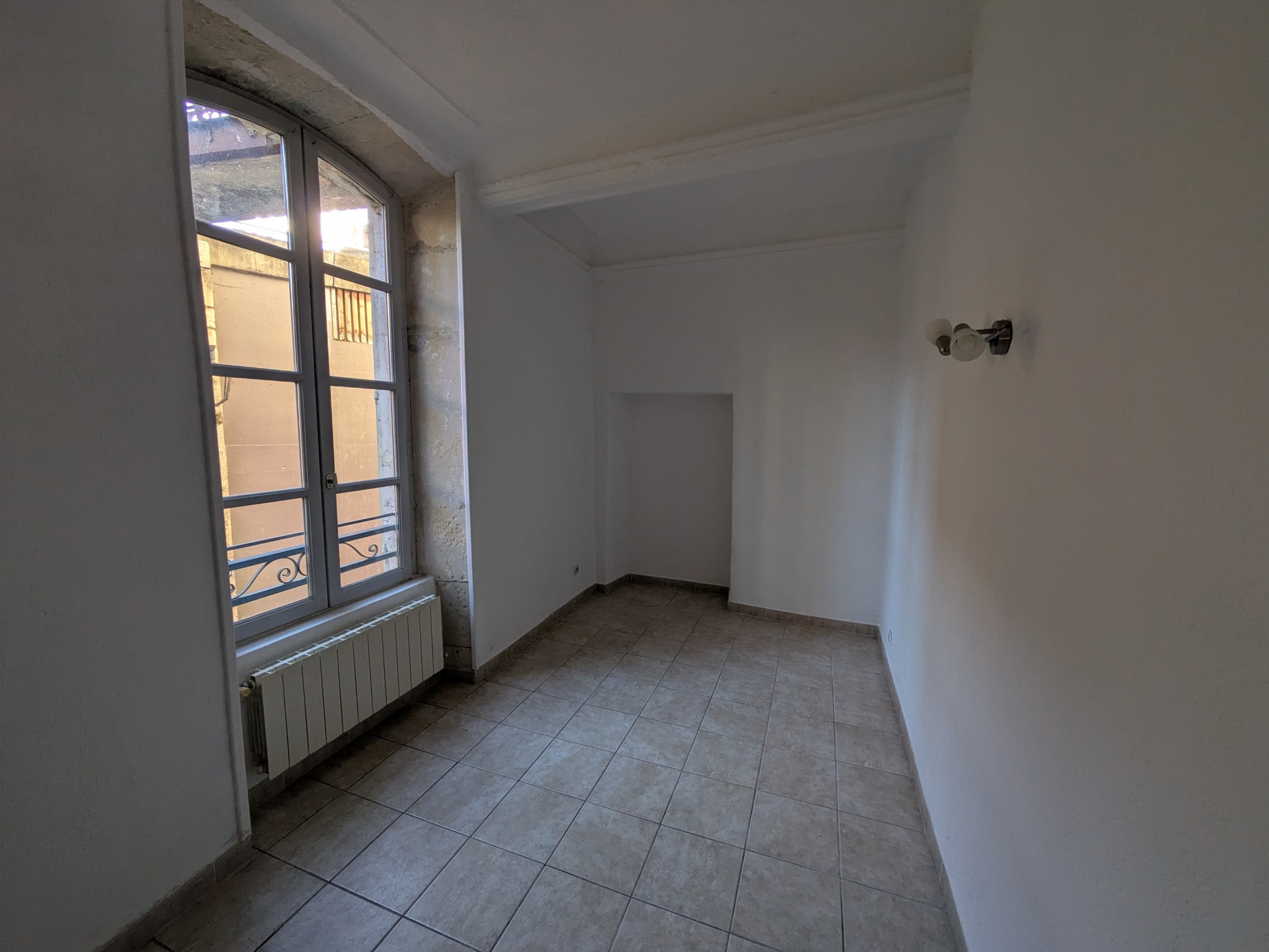 Location Appartement à Pont-Saint-Esprit 4 pièces