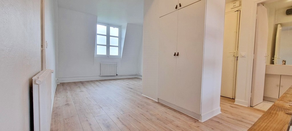 Vente Appartement à Saint-Cloud 1 pièce