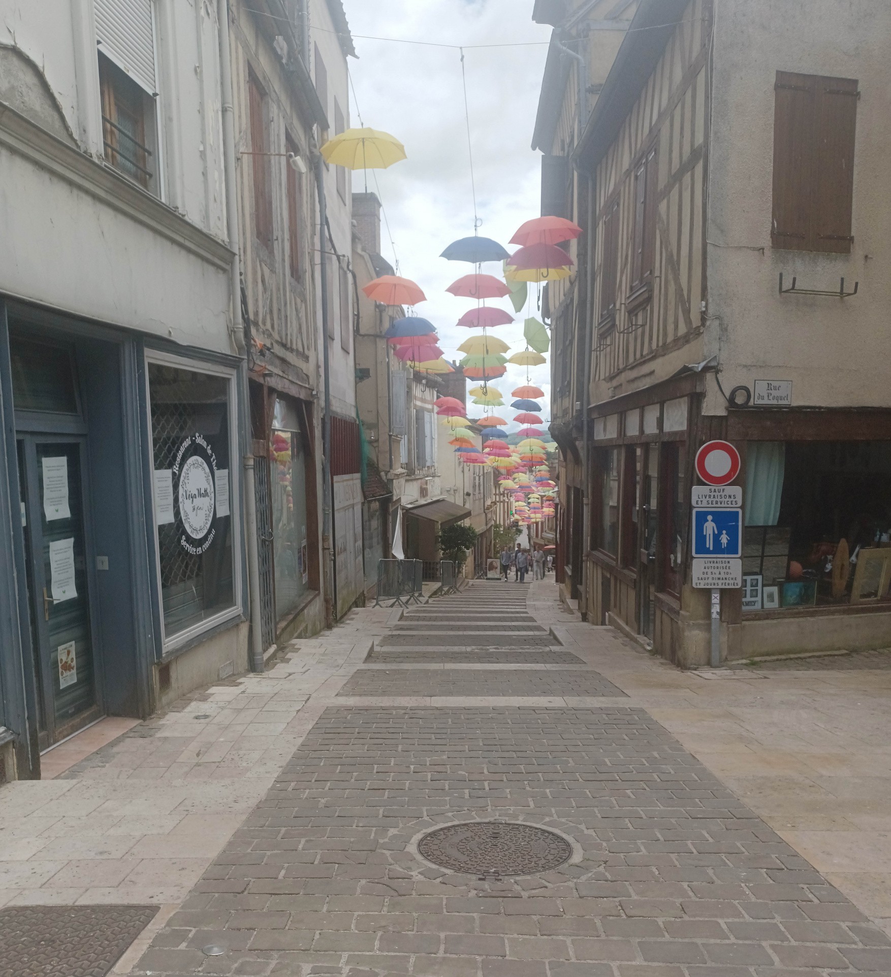 Vente Bureau / Commerce à Joigny 0 pièce