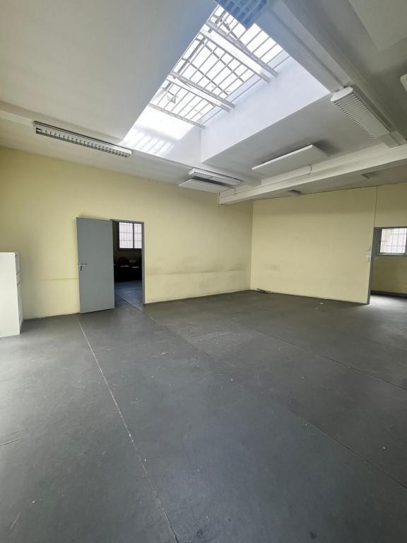 Location Bureau / Commerce à Marseille 6e arrondissement 0 pièce