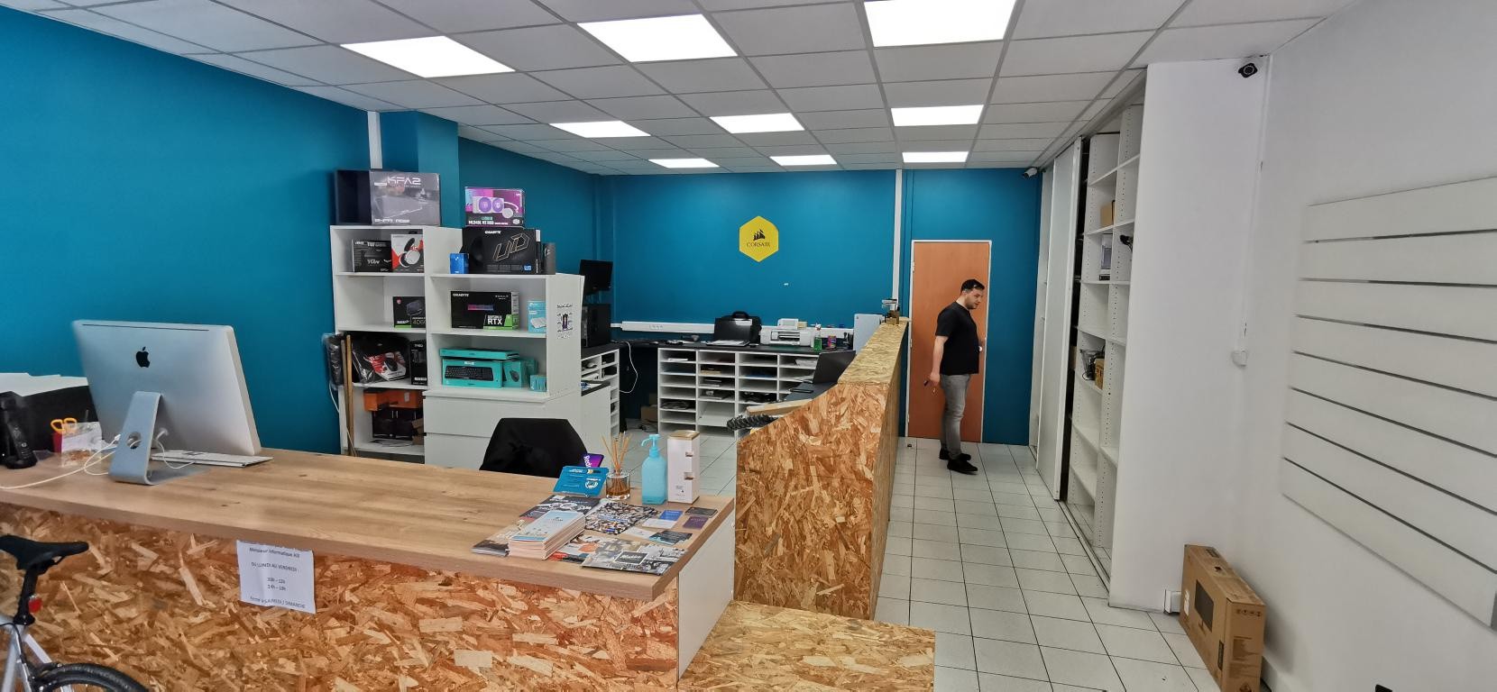 Vente Bureau / Commerce à Aix-en-Provence 0 pièce