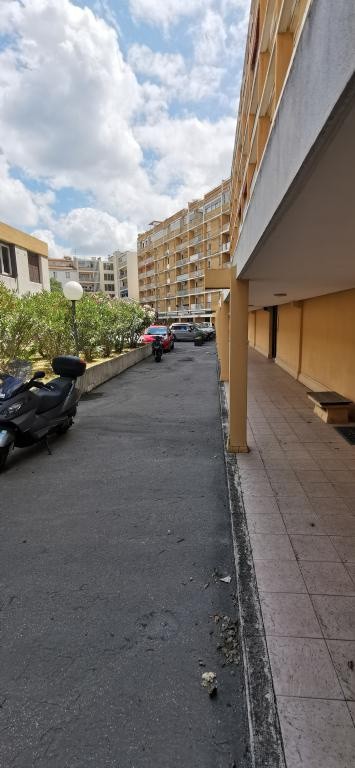 Vente Bureau / Commerce à Aix-en-Provence 0 pièce