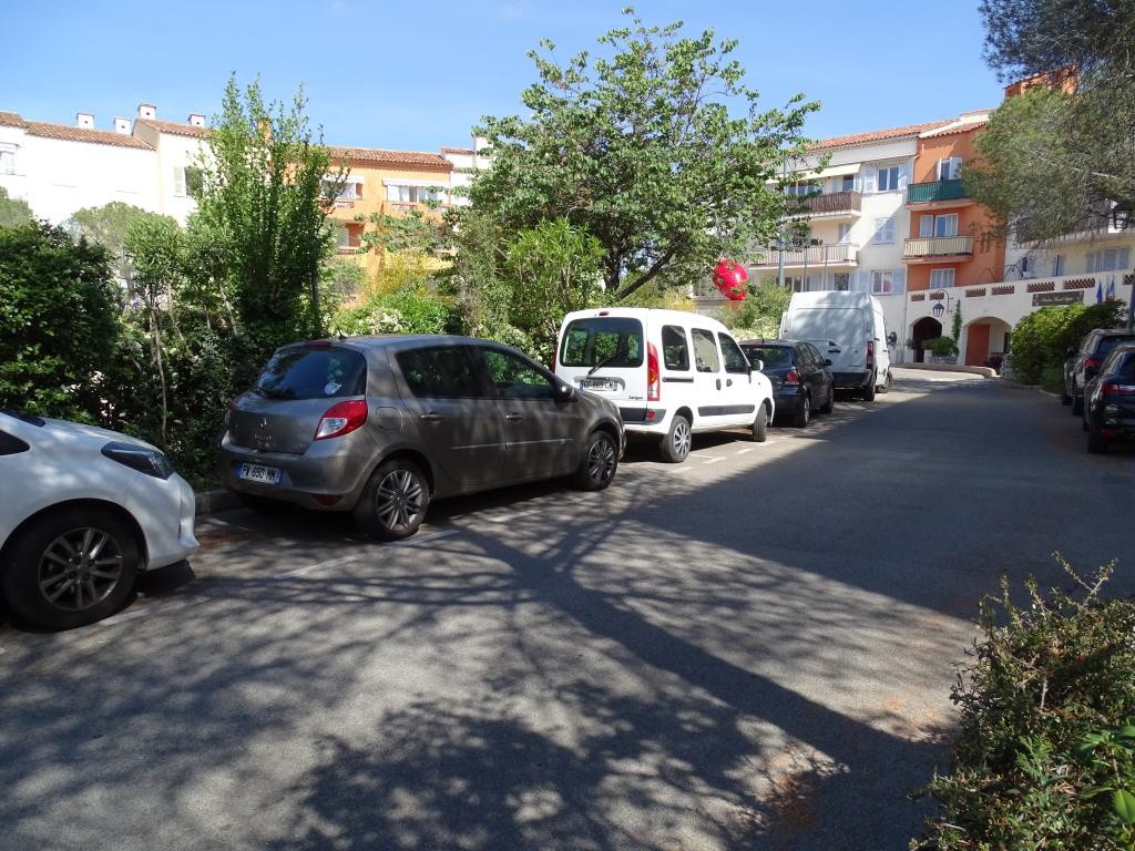 Vente Bureau / Commerce à Mougins 0 pièce