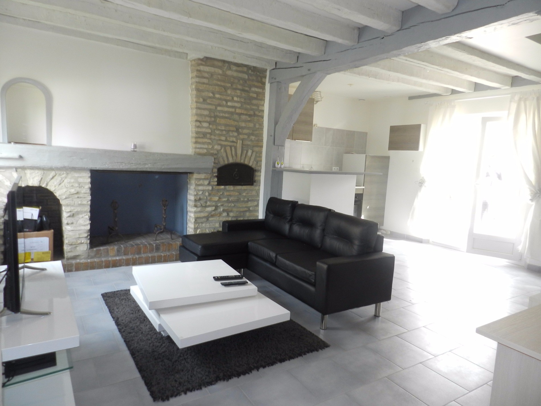 Vente Appartement à Saint-Julien-les-Villas 8 pièces