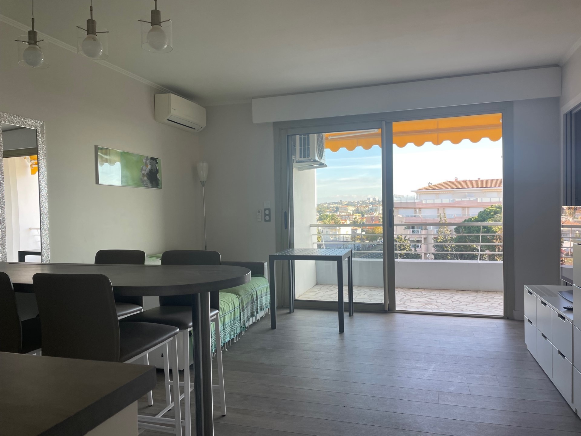 Location Appartement à Vallauris 1 pièce