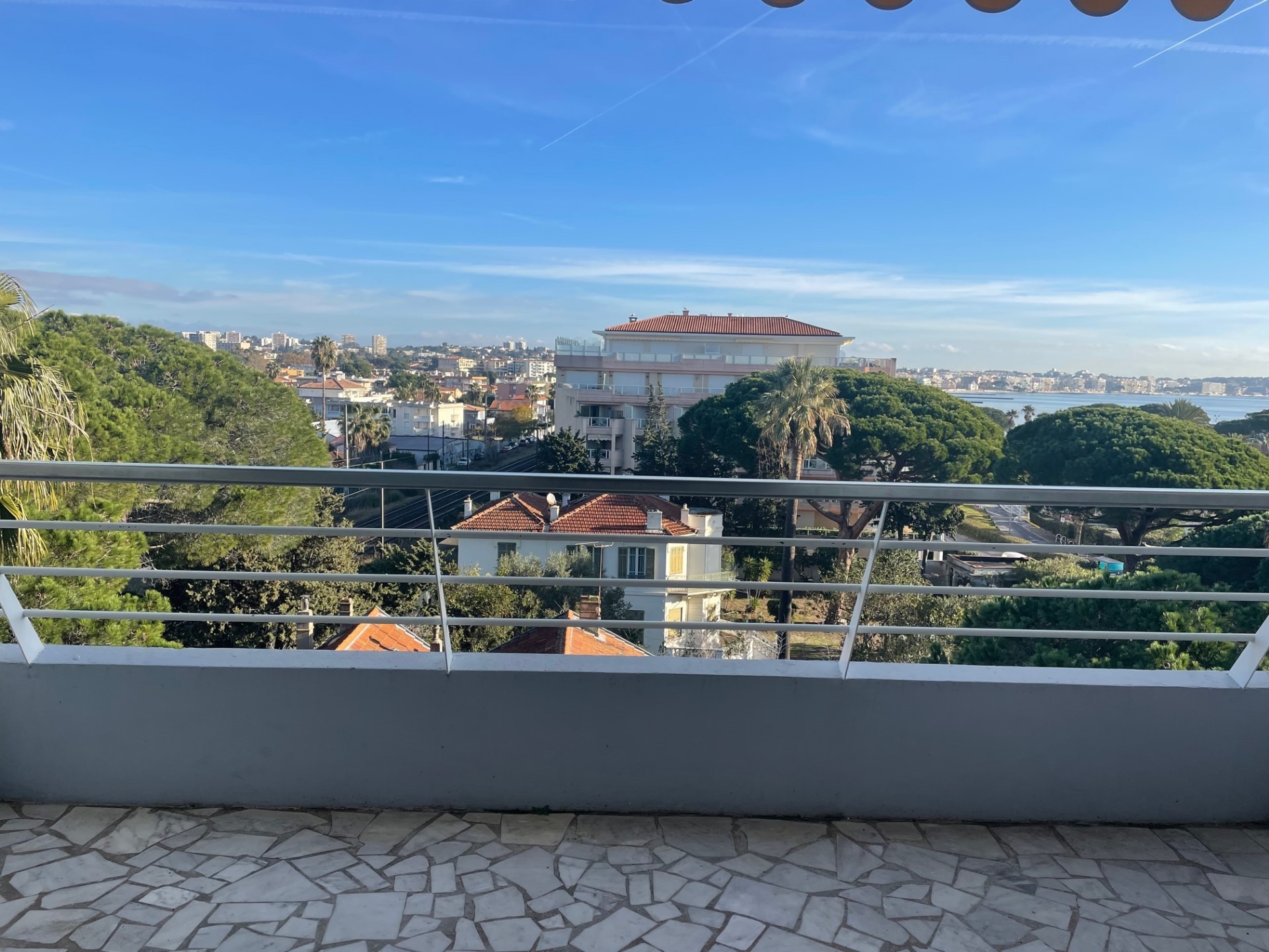 Location Appartement à Vallauris 1 pièce