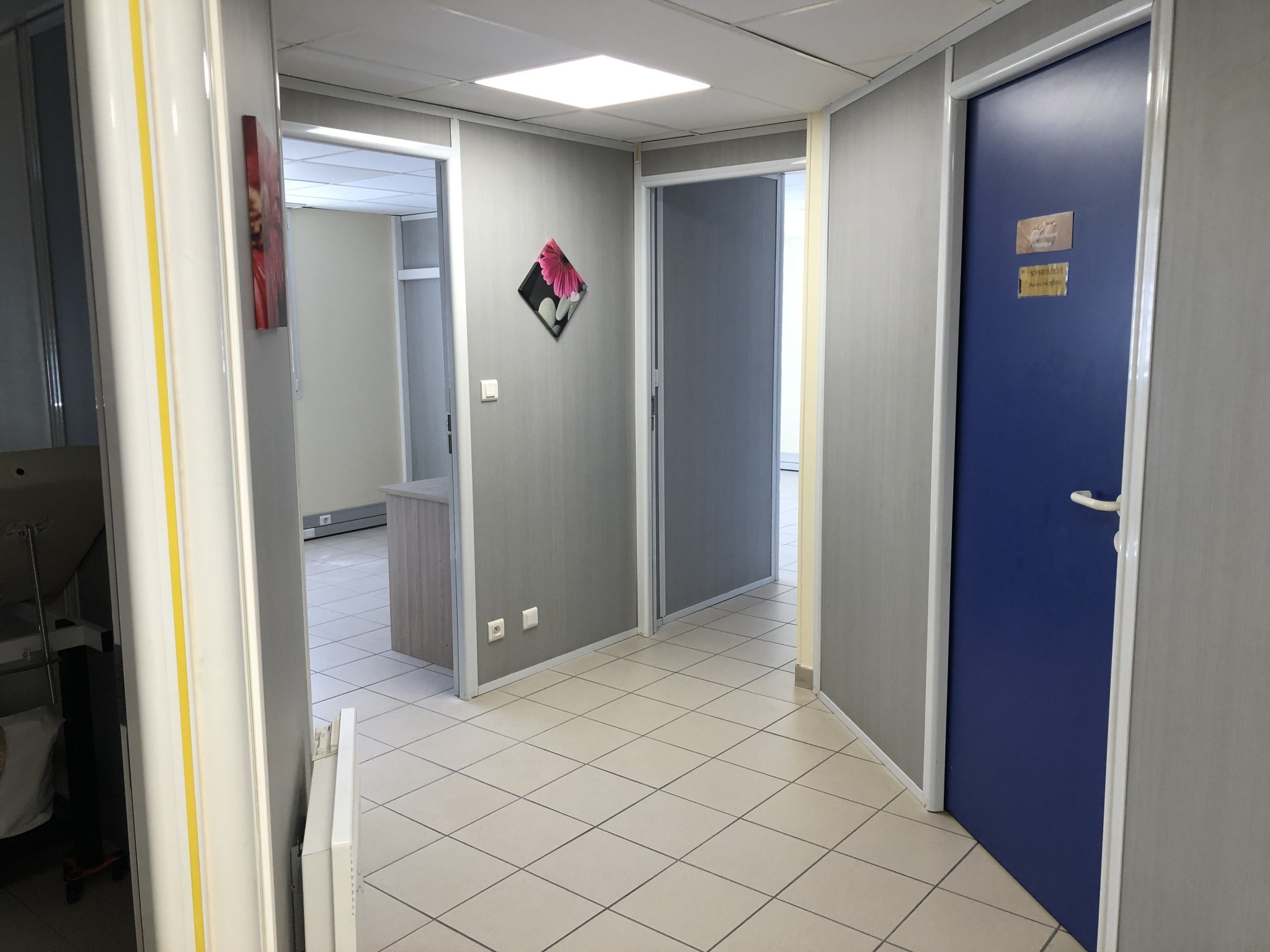 Location Bureau / Commerce à Vierzon 0 pièce