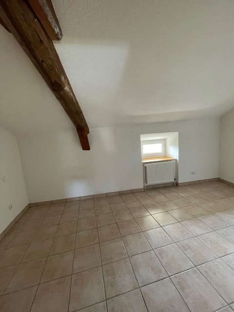 Location Appartement à Coucouron 3 pièces