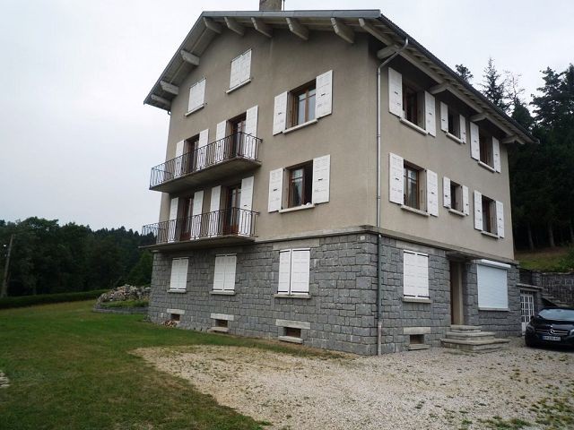 Location Appartement à le Chambon-sur-Lignon 5 pièces