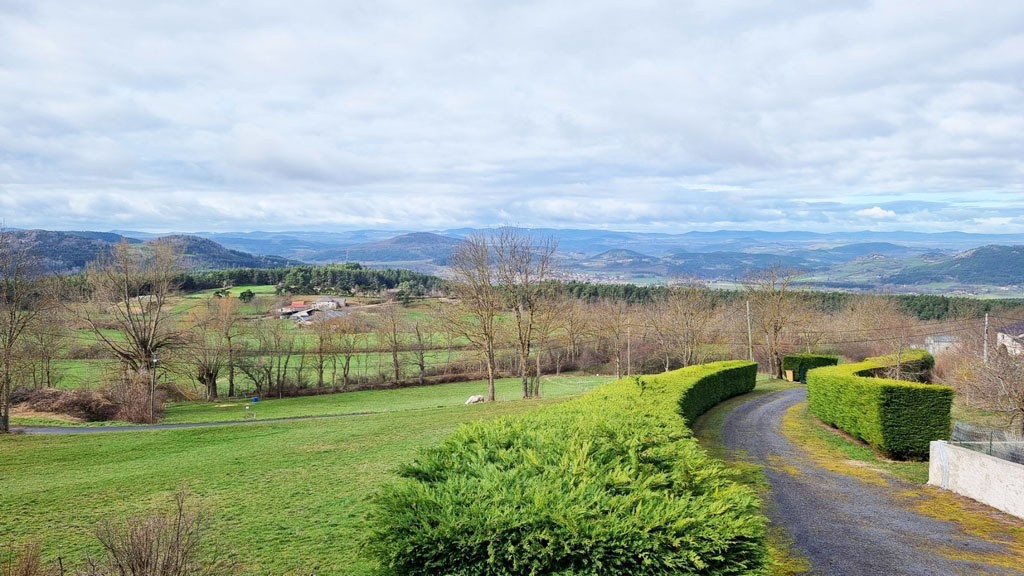 Vente Maison à Saint-Julien-Chapteuil 5 pièces