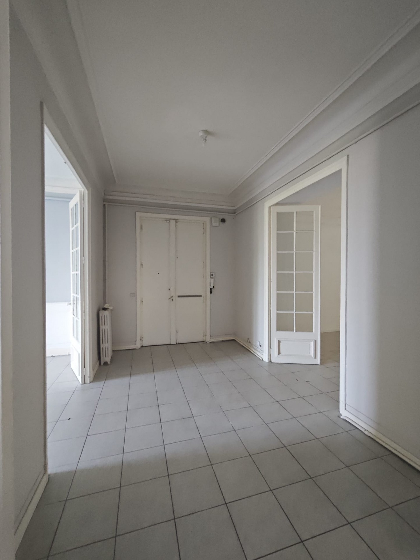 Location Appartement à Marseille 8e arrondissement 5 pièces