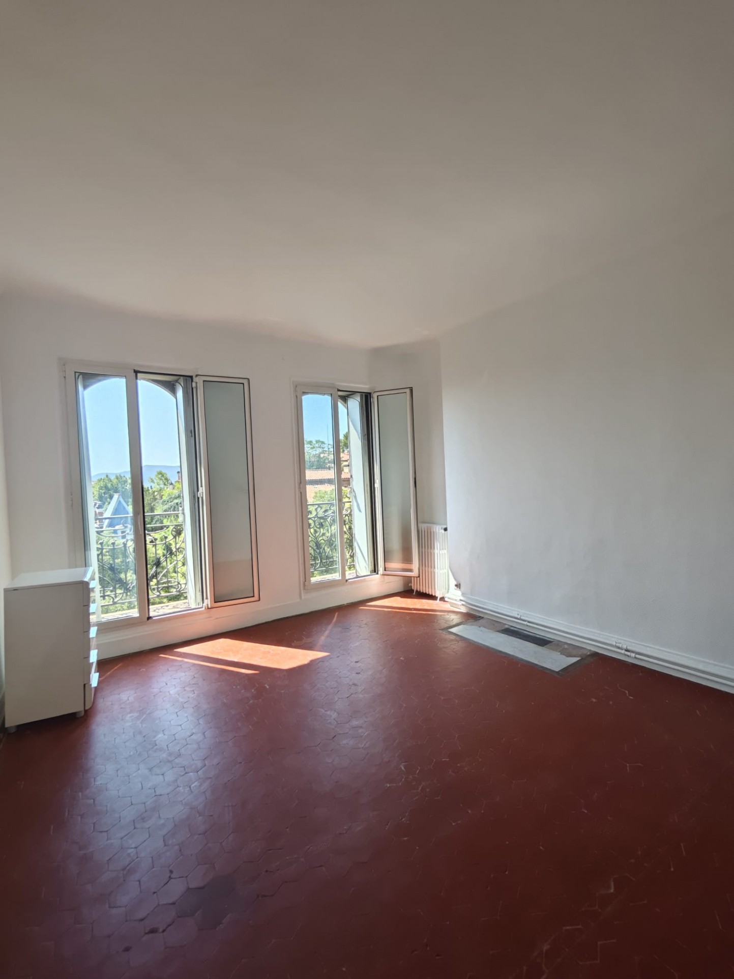 Location Appartement à Marseille 8e arrondissement 5 pièces