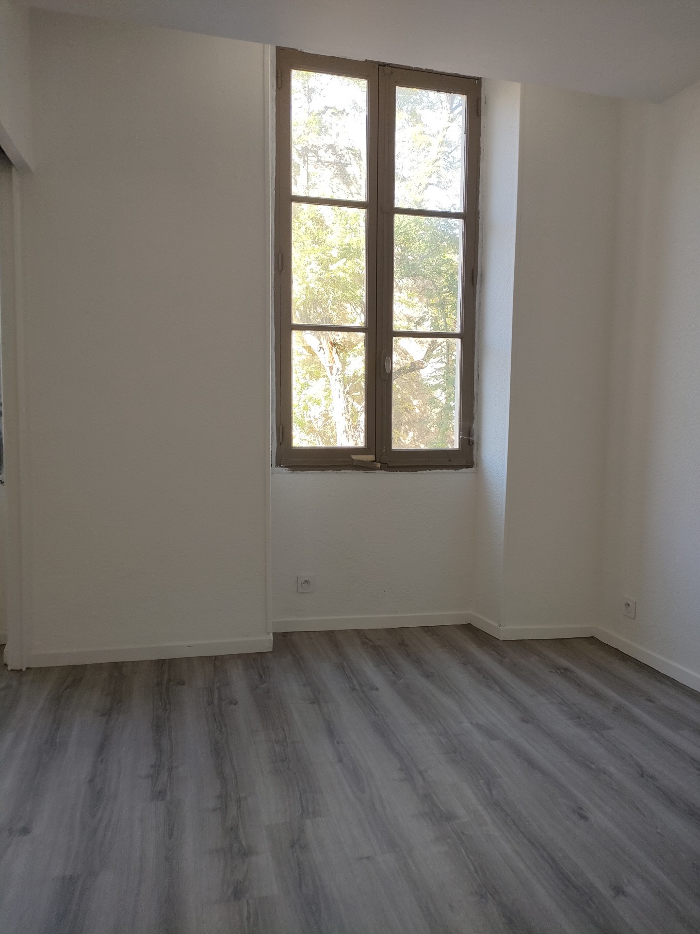 Location Appartement à Marseille 5e arrondissement 2 pièces