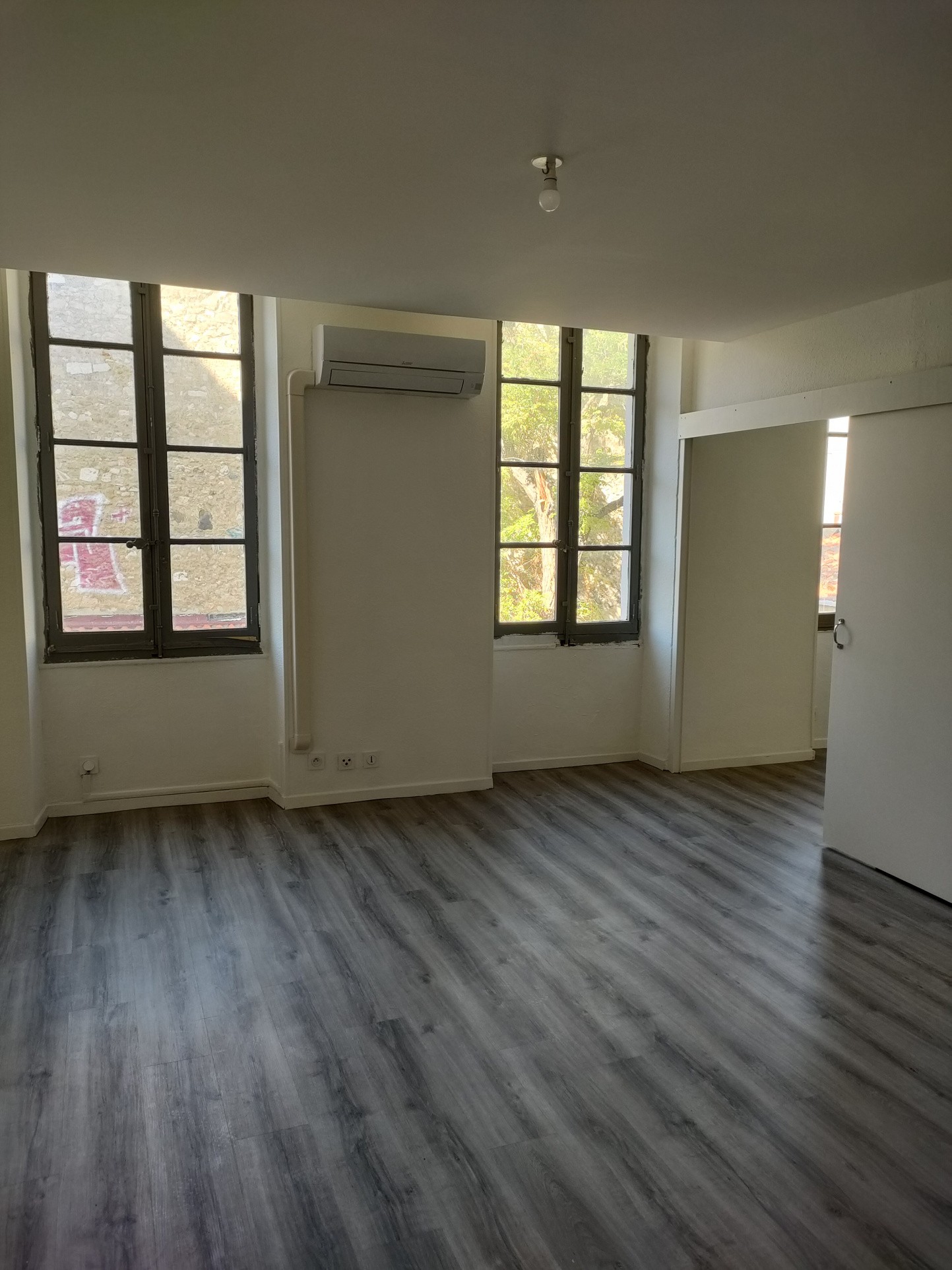 Location Appartement à Marseille 5e arrondissement 2 pièces