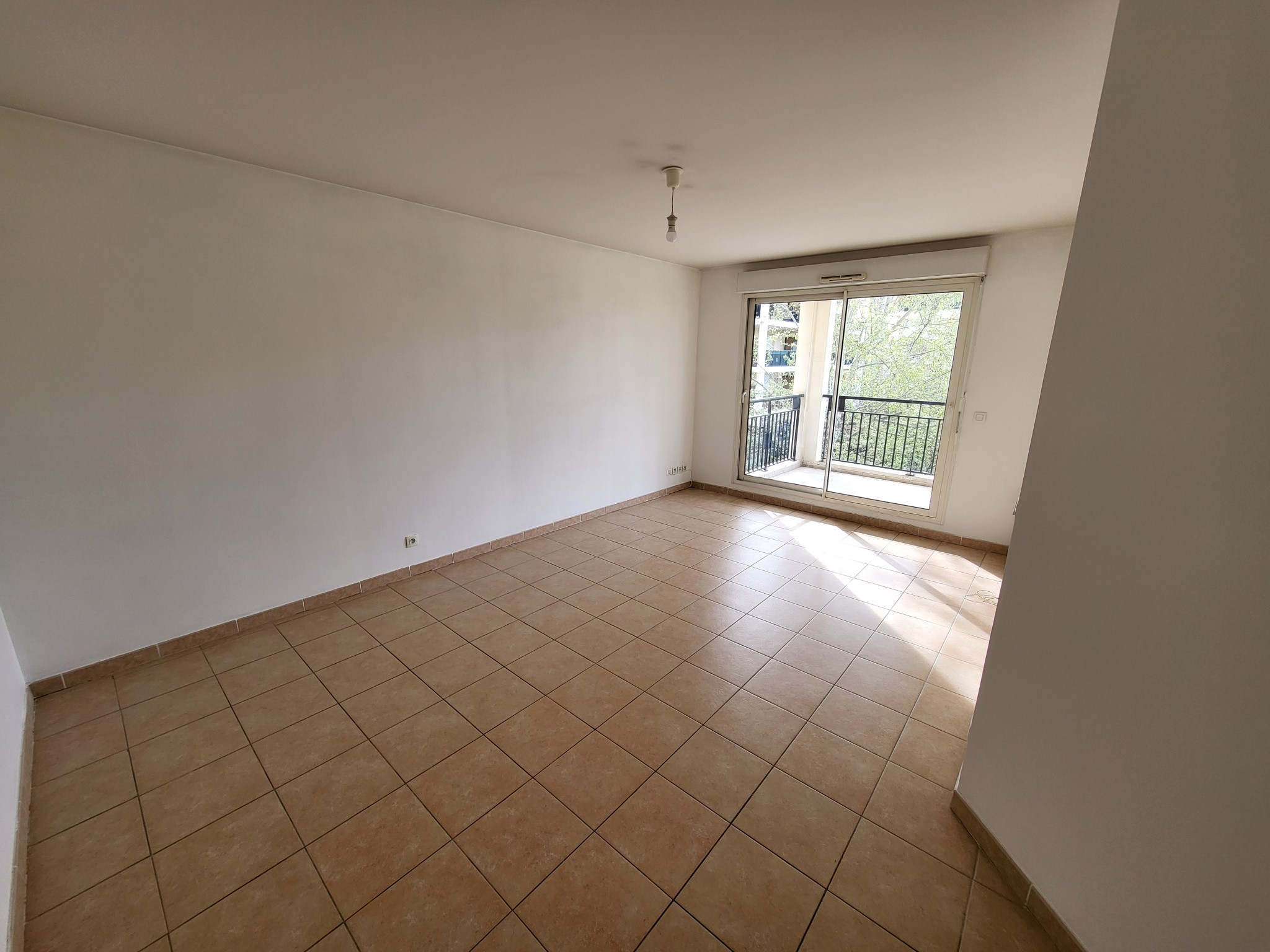 Vente Appartement à Marseille 11e arrondissement 3 pièces