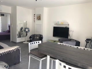 Location Appartement à Saint-Cyr-sur-Mer 3 pièces