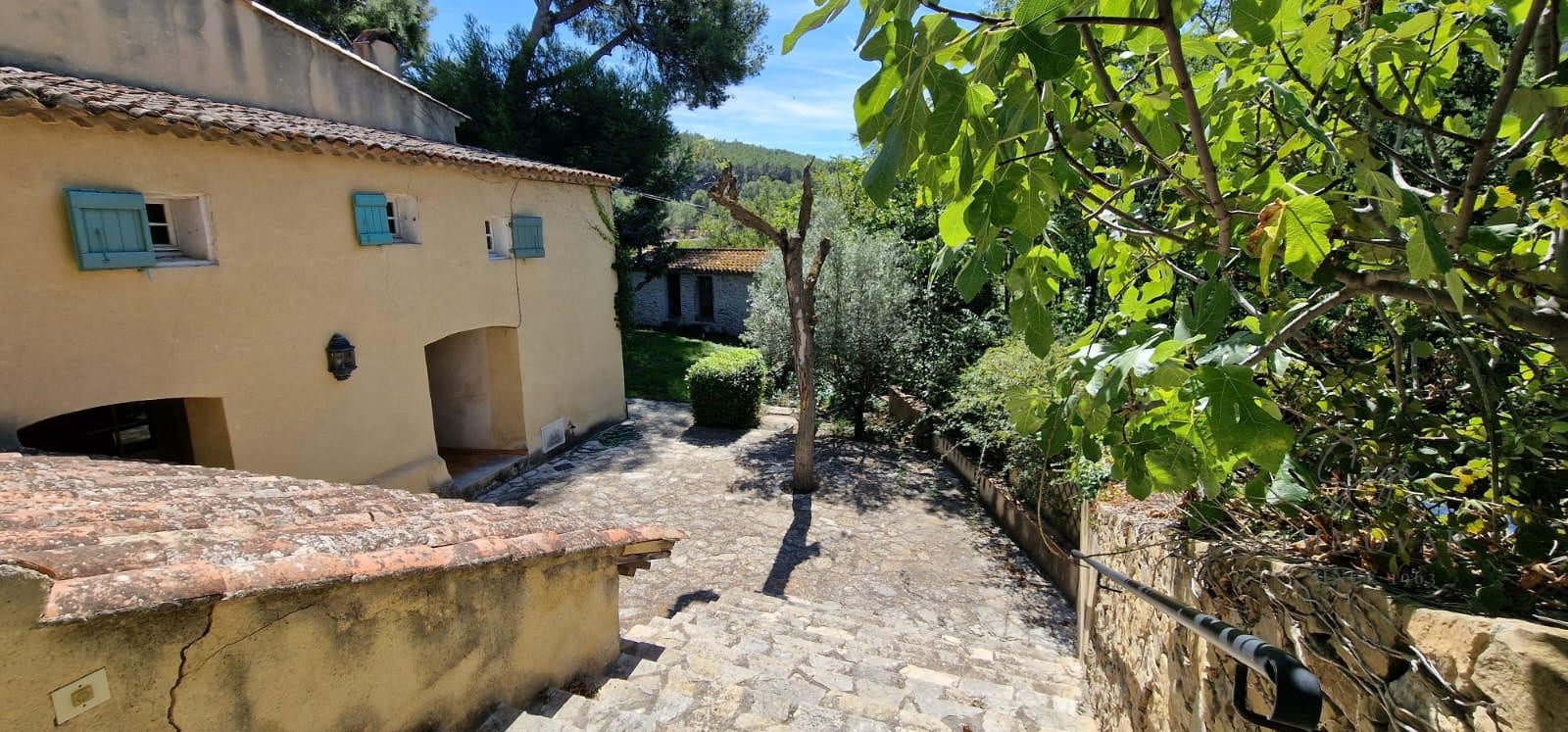 Vente Maison à Saint-Cyr-sur-Mer 14 pièces