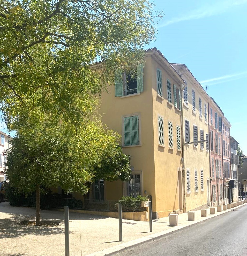 Vente Appartement à Hyères 5 pièces