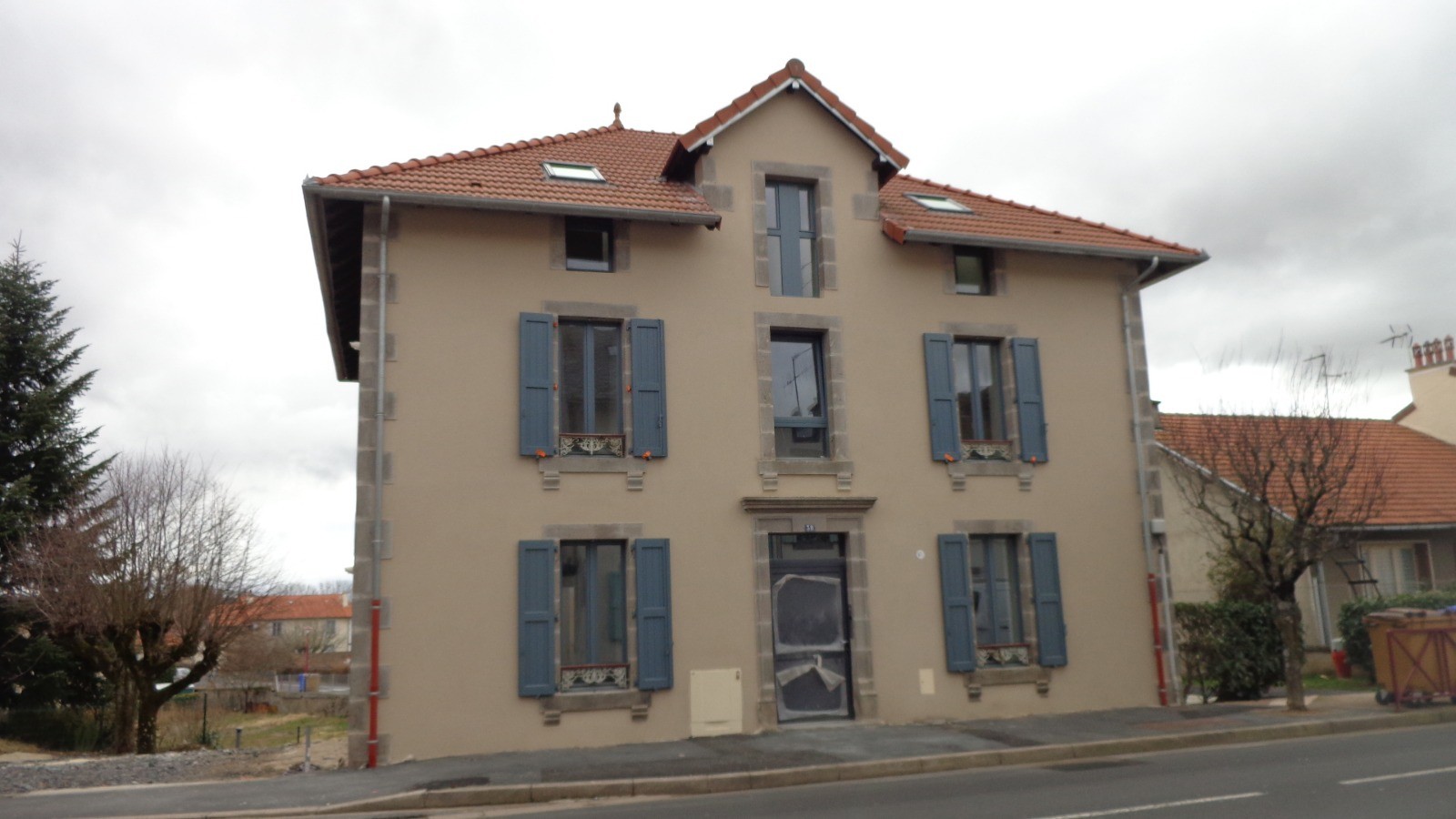 Location Appartement à Arpajon-sur-Cère 3 pièces