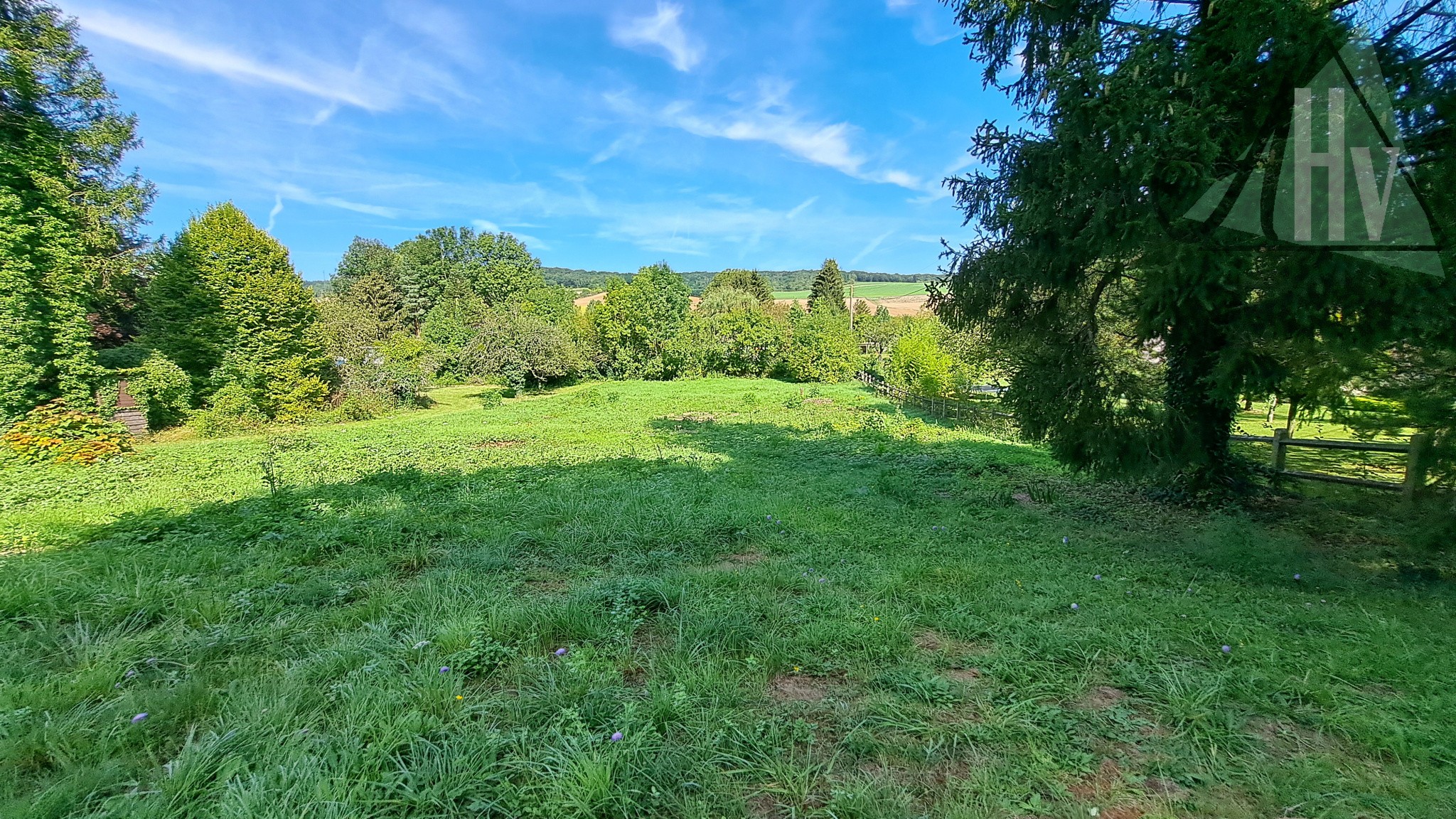 Vente Terrain à Thorigny-sur-Oreuse 0 pièce