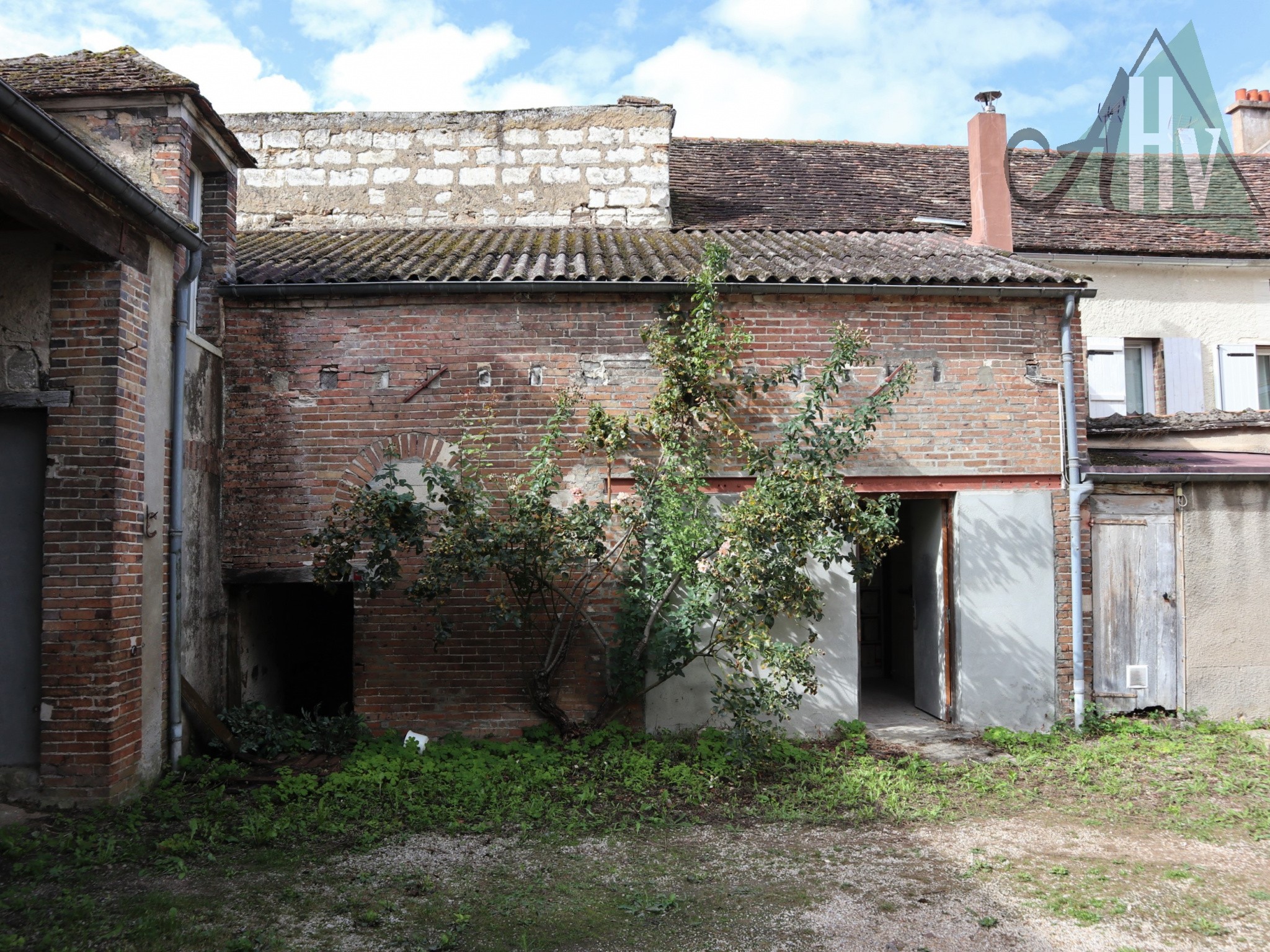 Vente Maison à Pont-sur-Yonne 11 pièces