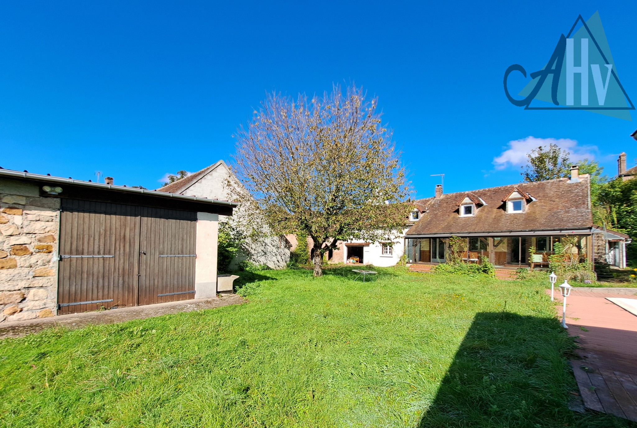 Vente Maison à Thorigny-sur-Oreuse 7 pièces